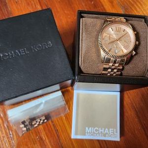 Michael Kors Lexington Womans Watch - Rose Gold